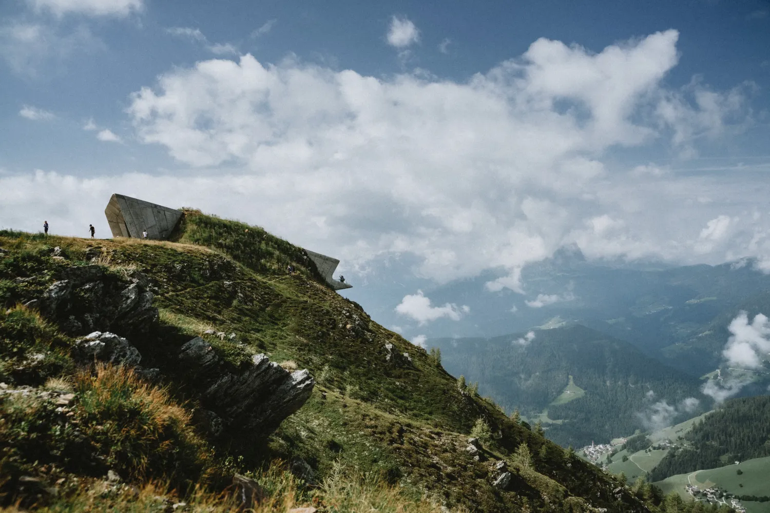 Panoramautsikt fra Plan de Corones i Dolomittene